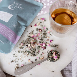 Le thé Nourish de Mom Flow Mom
